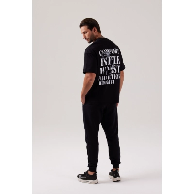 CAMISETA OVERSIZED PREMIUM PRETA | COMFORT IS THW WORST ADDICTION CAMISETA OVERSIZED PREMIUM PRETA | COMFORT IS THW WORST ADDICTION