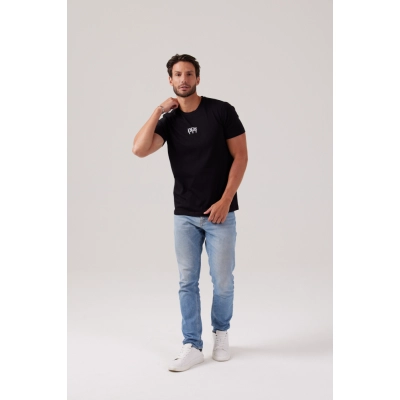 CAMISETA PREMIUM ENCORPADA PRETA  | COMFORT IS THE WORST ADDICTION
