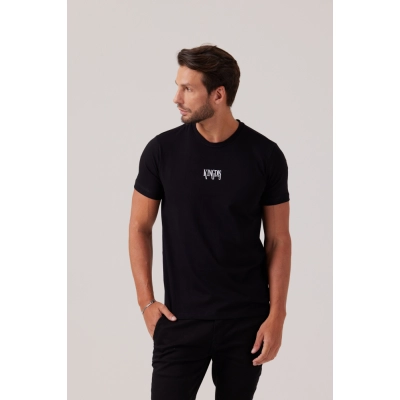 CAMISETA PREMIUM ENCORPADA PRETA | MASTER YOUR MIND, RULE YOUR WORLD CAMISETA PREMIUM ENCORPADA PRETA | MASTER YOUR MIND, RULE YOUR WORLD